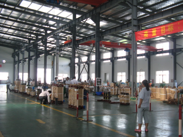 赣州变压器生产车间